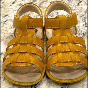 Livie and Luca Finn Sandal, size 10 toddler girl